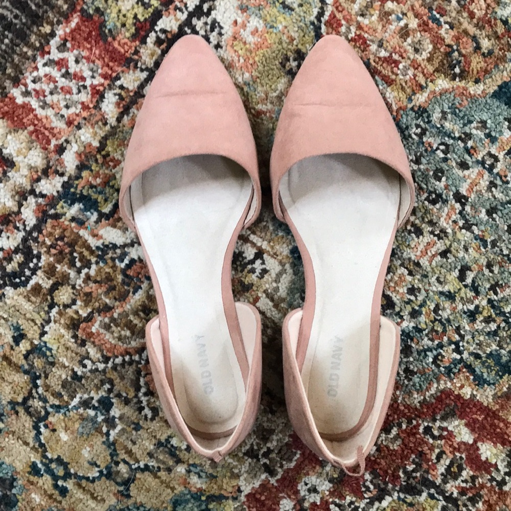 Size 6 flats